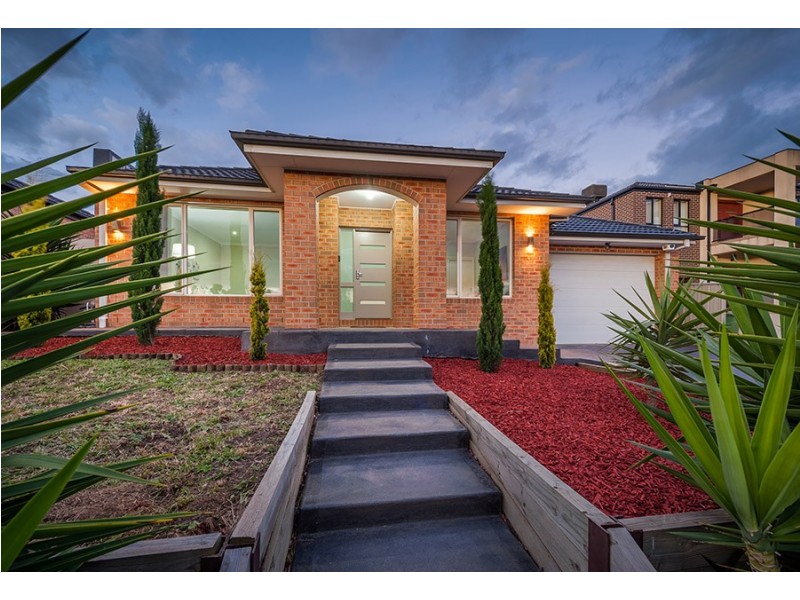 33 Elsternwick Way, Craigieburn VIC 3064
