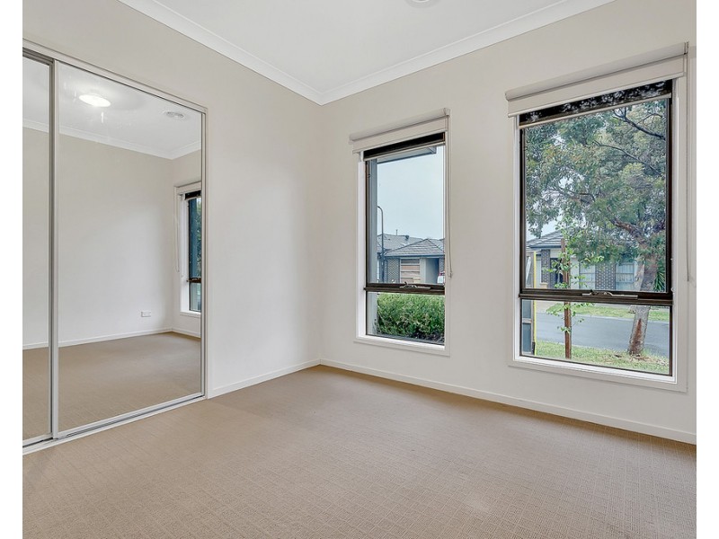 48 Moor Park Drive, Craigieburn VIC 3064