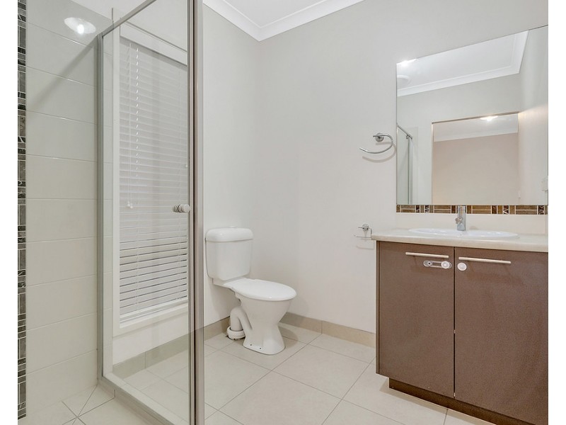 48 Moor Park Drive, Craigieburn VIC 3064