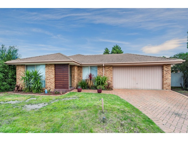 8 Leigh Court, Craigieburn VIC 3064