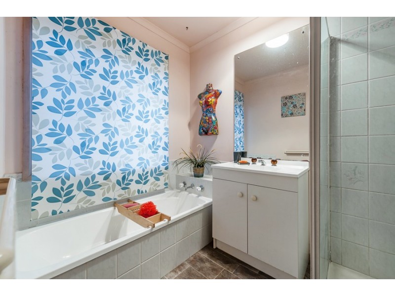 8 Leigh Court, Craigieburn VIC 3064