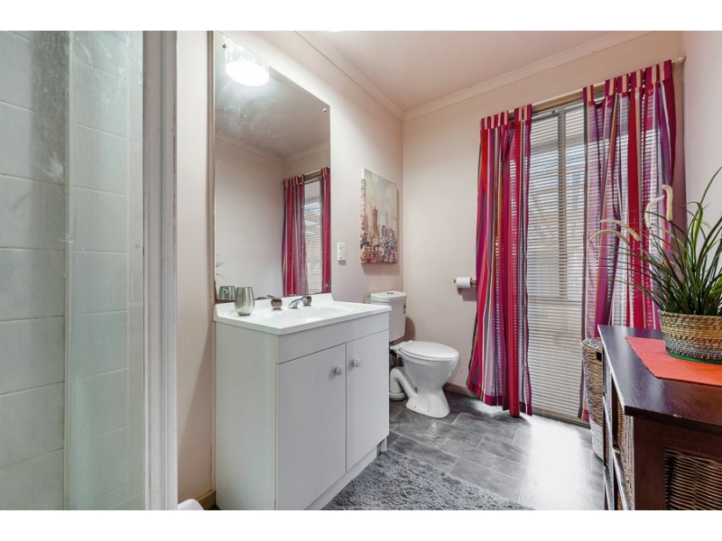 8 Leigh Court, Craigieburn VIC 3064