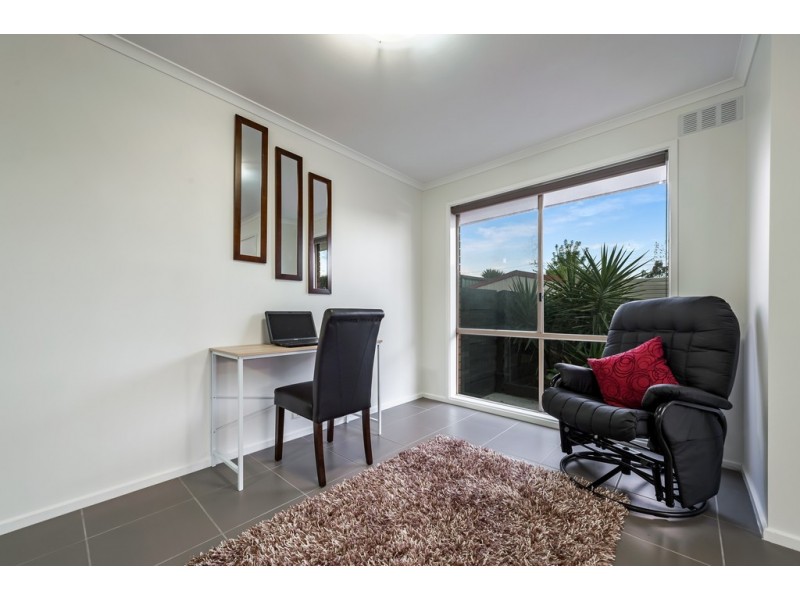 2 Trecastle Court, Craigieburn VIC 3064