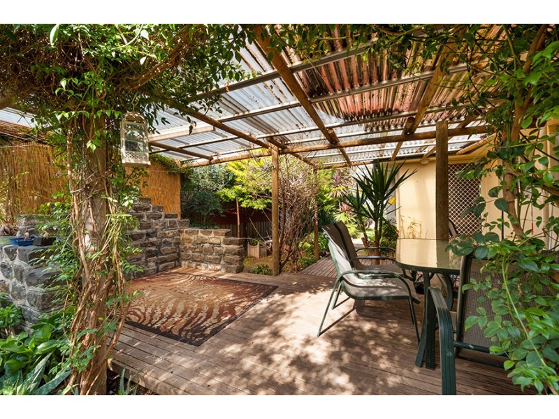 39 Katrina Drive, Gladstone Park VIC 3043