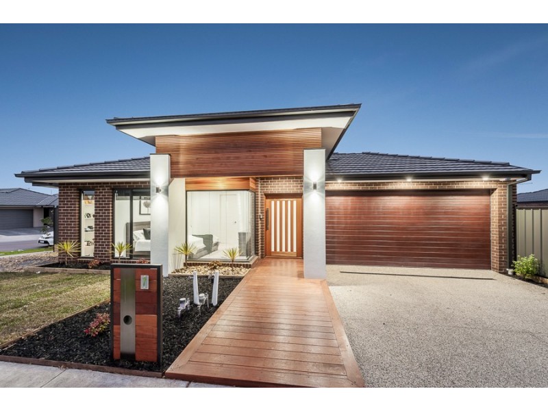 7 Montvale Drive, Craigieburn VIC 3064