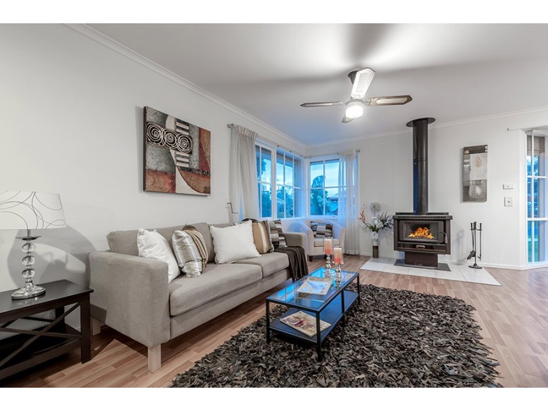 9 Hayle Court, Craigieburn VIC 3064