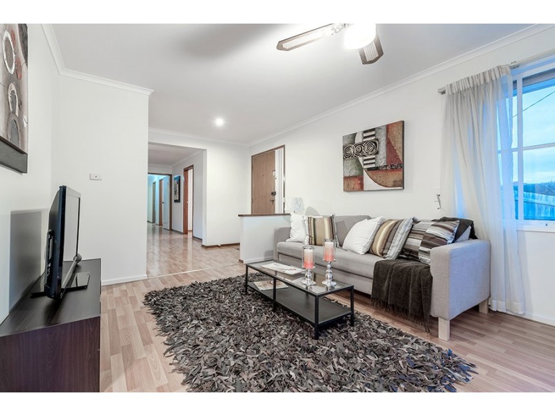 9 Hayle Court, Craigieburn VIC 3064