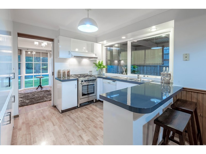 9 Hayle Court, Craigieburn VIC 3064