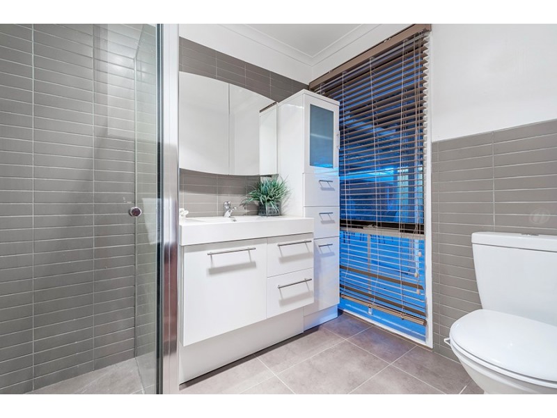 9 Hayle Court, Craigieburn VIC 3064