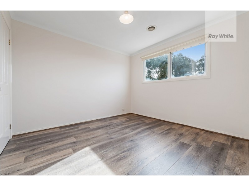13 Meadowbank Lane, Craigieburn VIC 3064