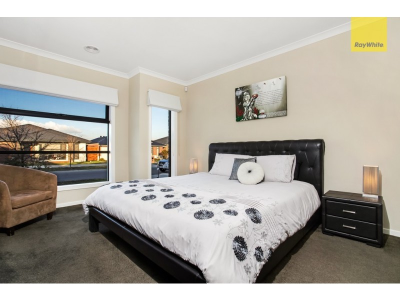 26 Primavera Drive, Mickleham VIC 3064