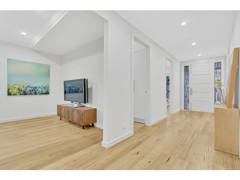 13 Excelsior Heights, Craigieburn VIC 3064