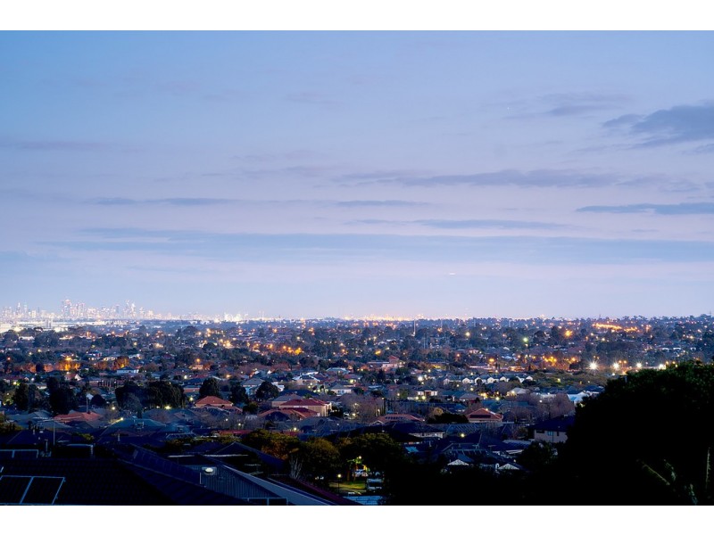 13 Excelsior Heights, Craigieburn VIC 3064