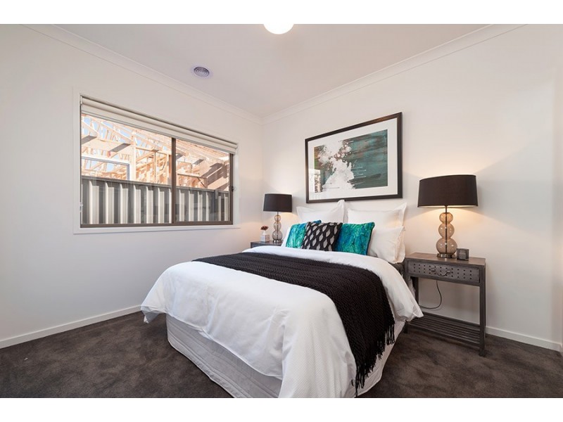 49 Peppertree Parade, Craigieburn VIC 3064