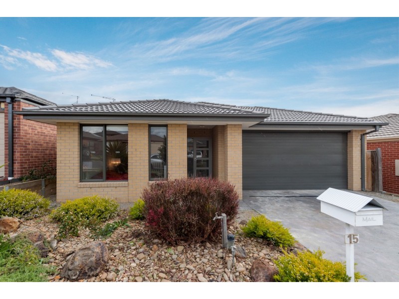 15 Sunridge Drive, Mernda VIC 3754