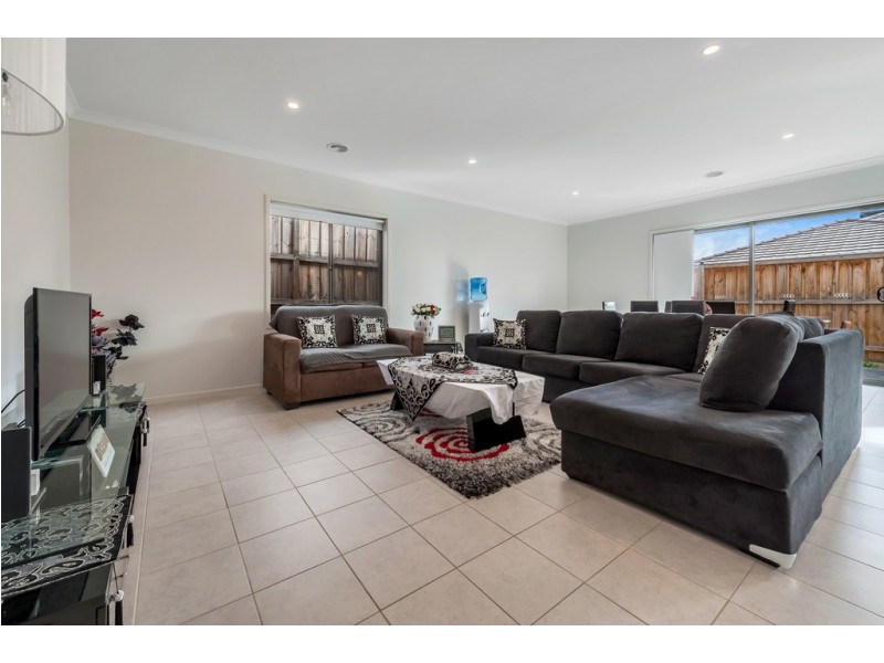 15 Sunridge Drive, Mernda VIC 3754