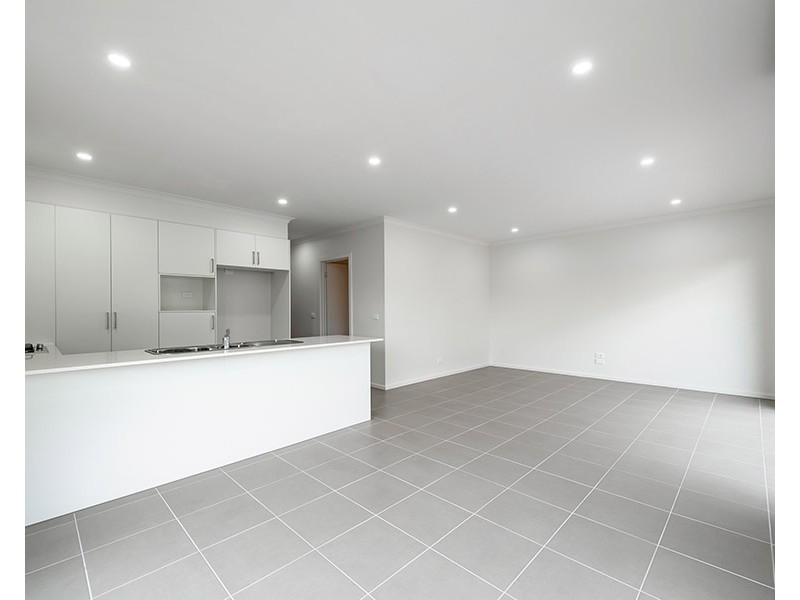2 Clendon Way, Craigieburn VIC 3064