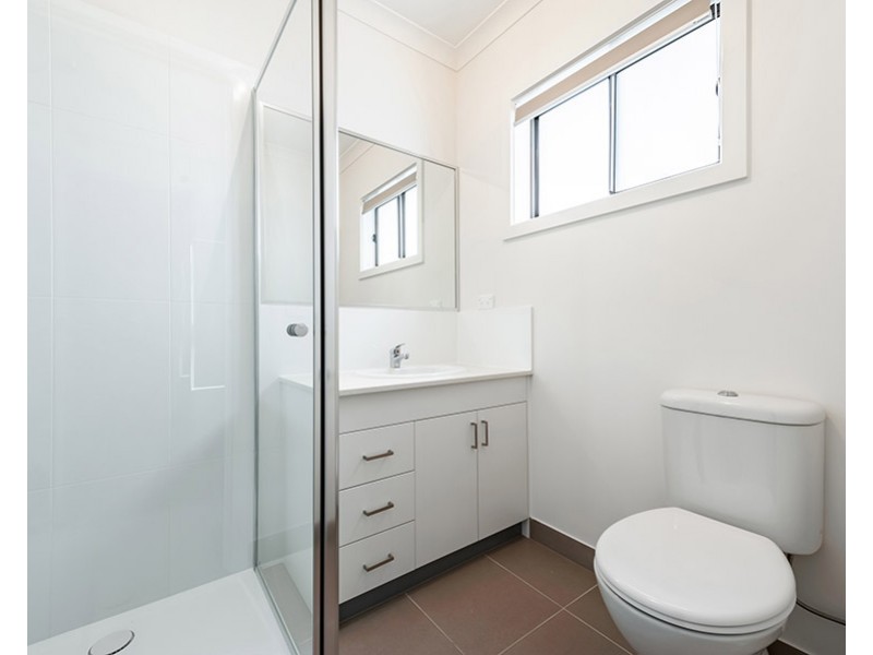 2 Clendon Way, Craigieburn VIC 3064