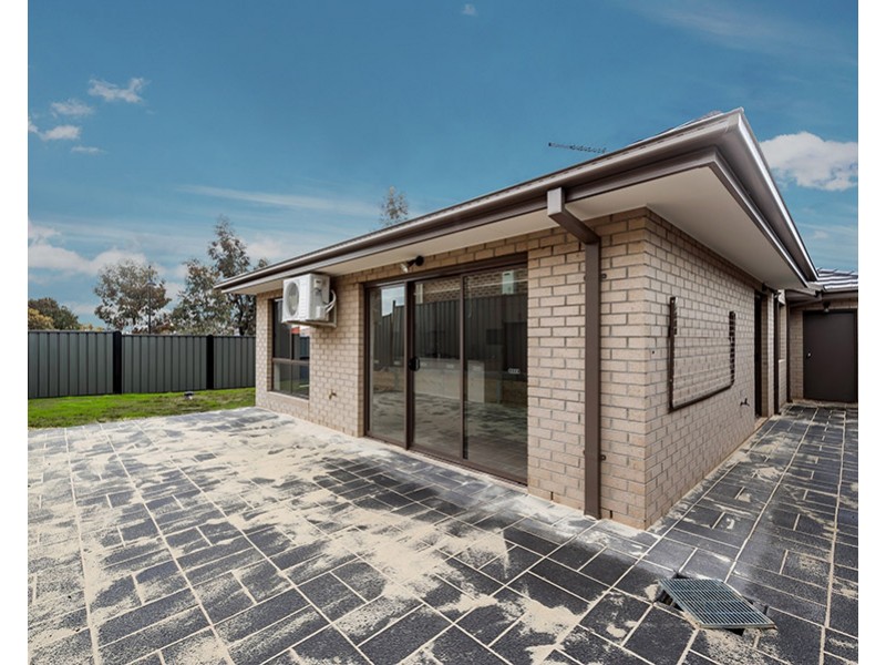 2 Clendon Way, Craigieburn VIC 3064