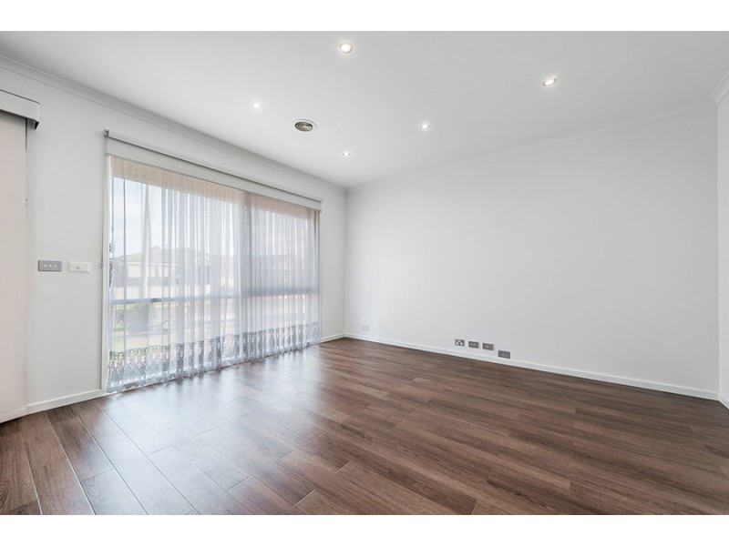 6 Watford Crescent, Craigieburn VIC 3064