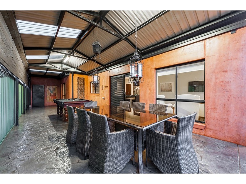 110 Malcolm Creek Parade, Craigieburn VIC 3064