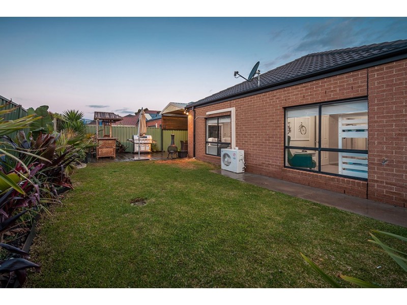 110 Malcolm Creek Parade, Craigieburn VIC 3064