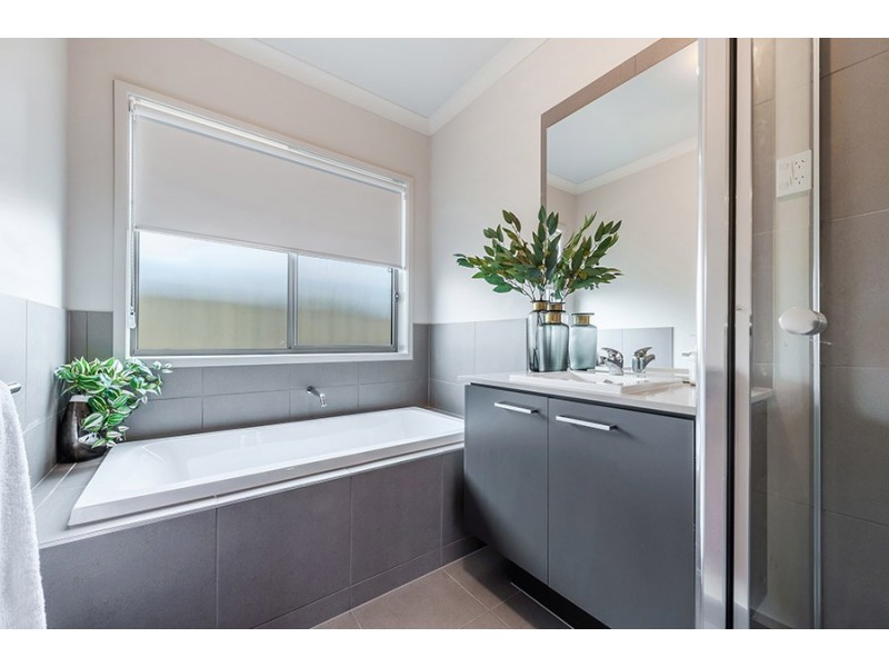 3 Tussock Road, Craigieburn VIC 3064