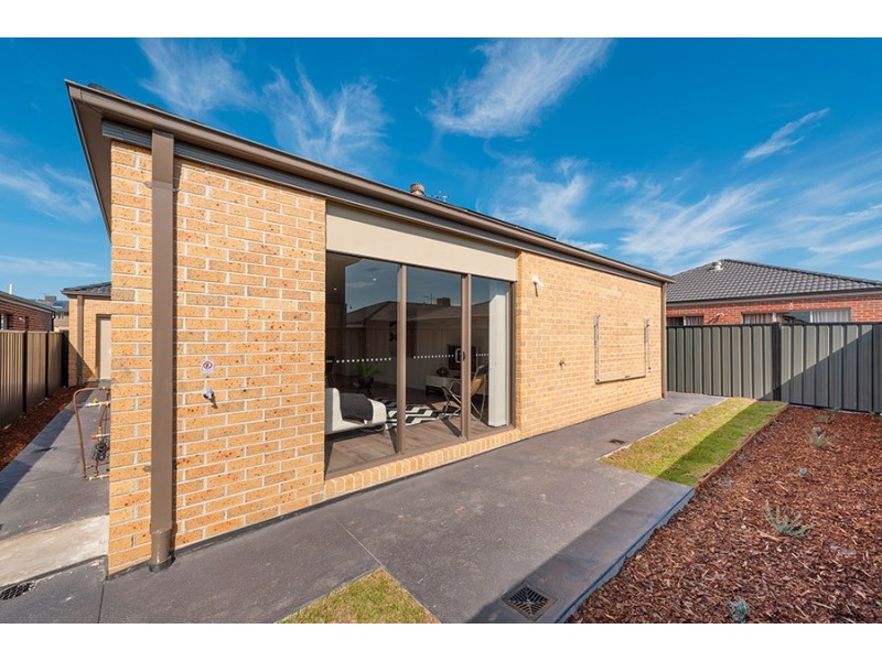 3 Tussock Road, Craigieburn VIC 3064