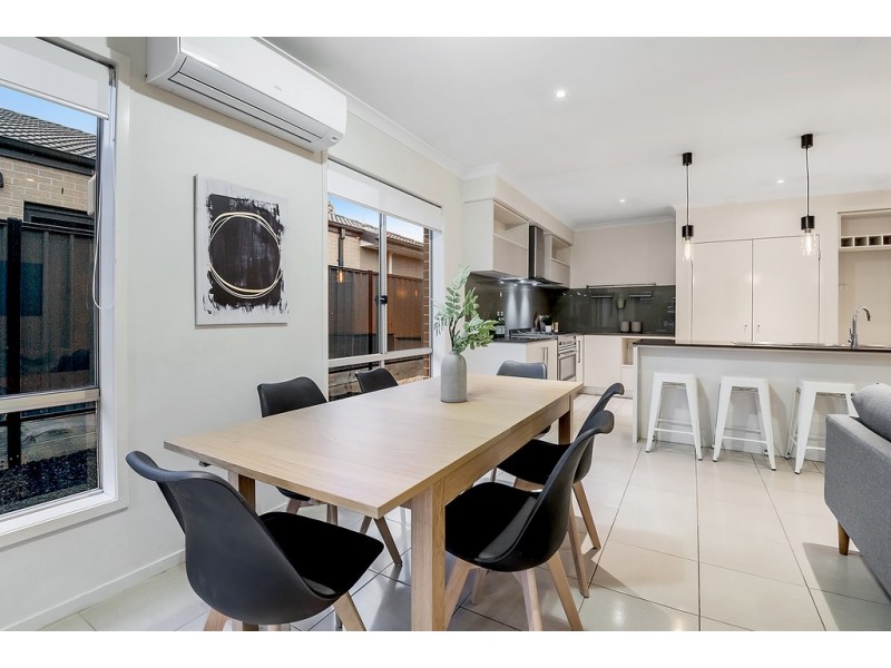 31 Versant Drive, Craigieburn VIC 3064