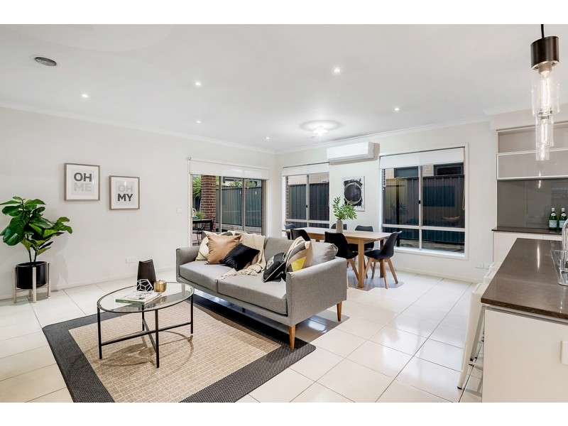 31 Versant Drive, Craigieburn VIC 3064