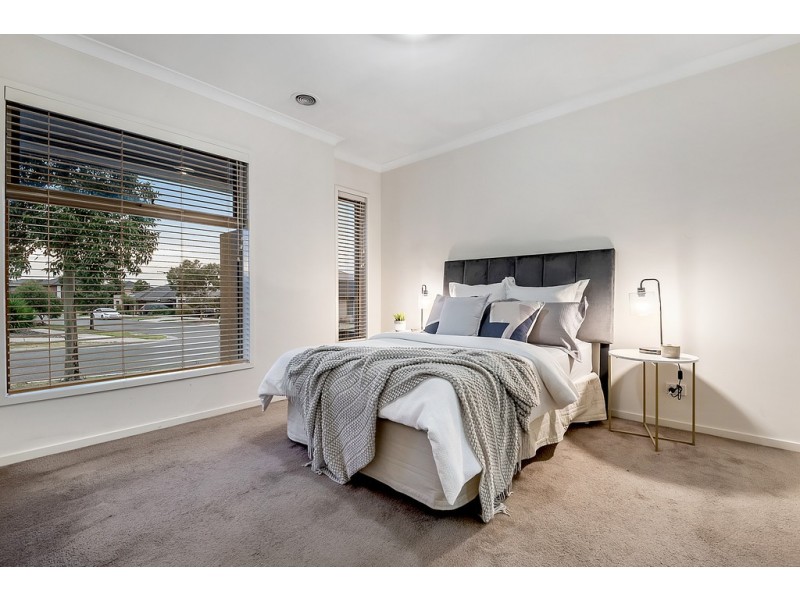 31 Versant Drive, Craigieburn VIC 3064