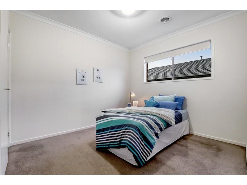 31 Versant Drive, Craigieburn VIC 3064