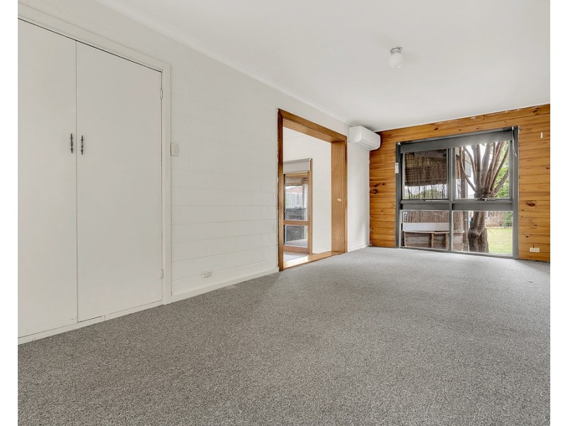16 Healey Street, Craigieburn VIC 3064