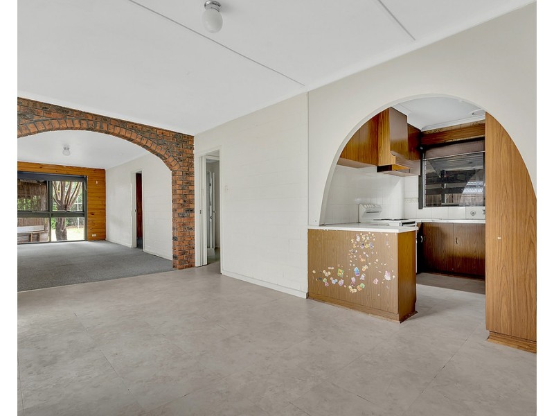 16 Healey Street, Craigieburn VIC 3064
