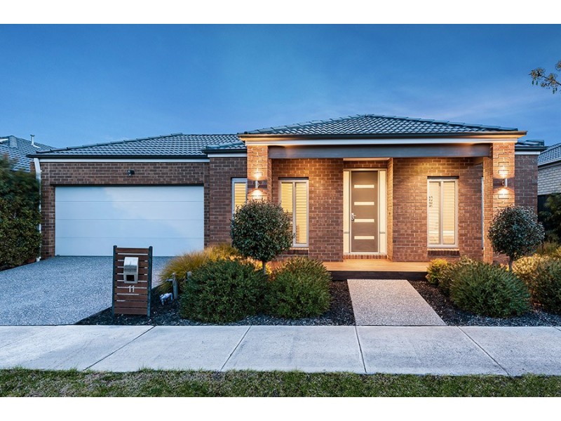 11 Hennessy Street, Craigieburn VIC 3064