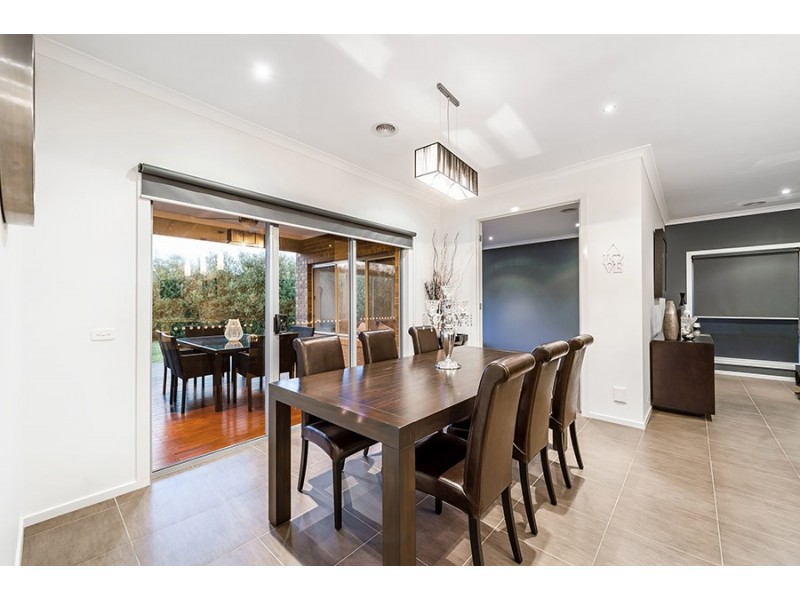 11 Hennessy Street, Craigieburn VIC 3064