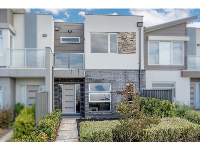 3/33 Kirkstead Grove, Craigieburn VIC 3064