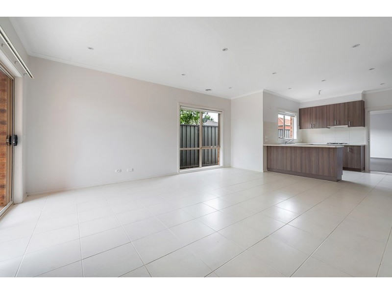 2/4 Kerri Place, Wallan VIC 3756