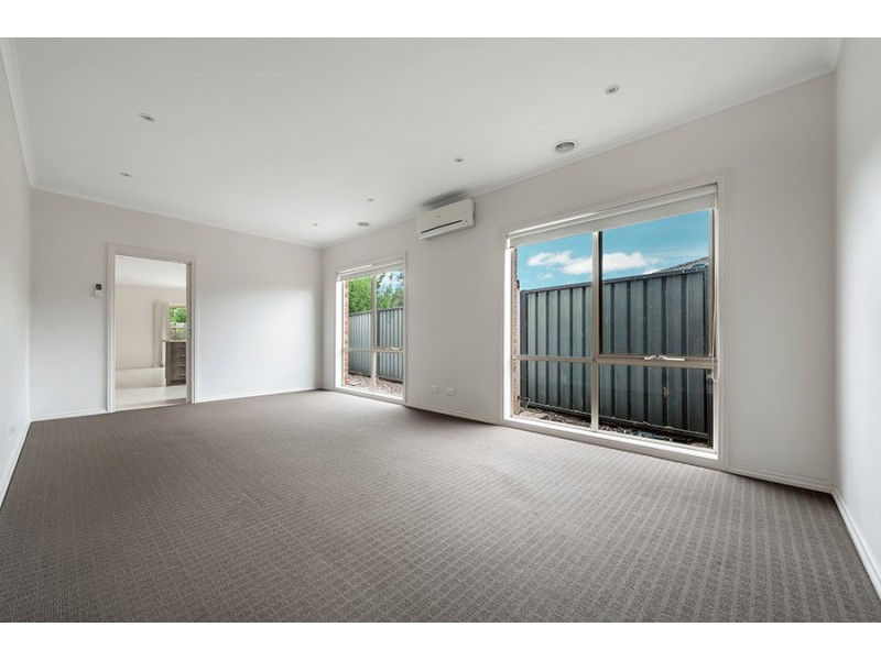 2/4 Kerri Place, Wallan VIC 3756