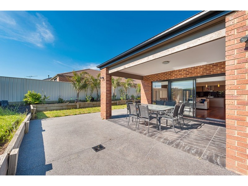 28 Pymble Gardens, Craigieburn VIC 3064