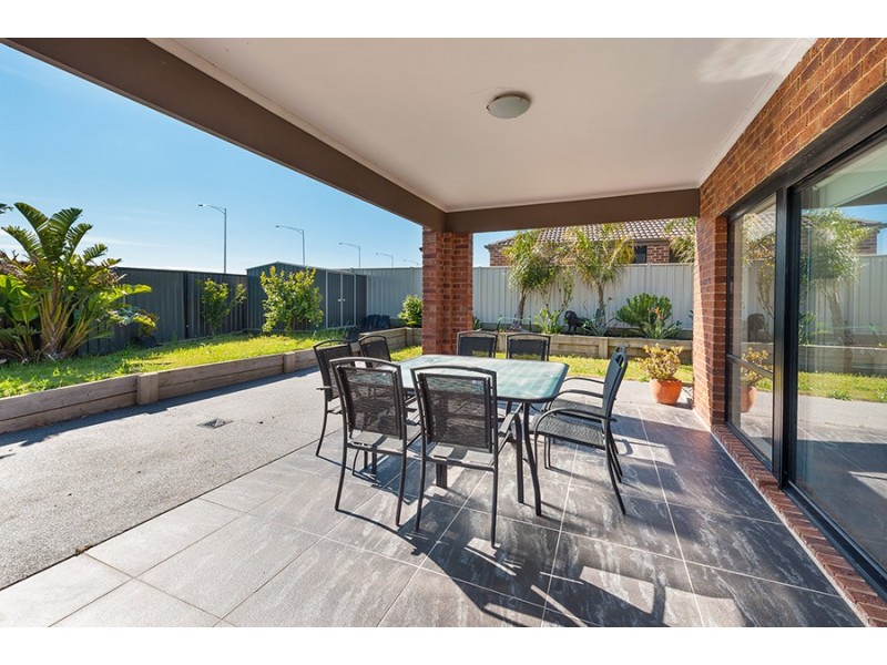 28 Pymble Gardens, Craigieburn VIC 3064