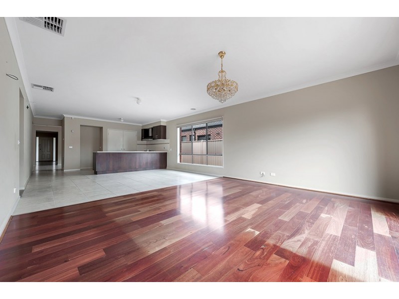 5 William Hovell Pass, Craigieburn VIC 3064