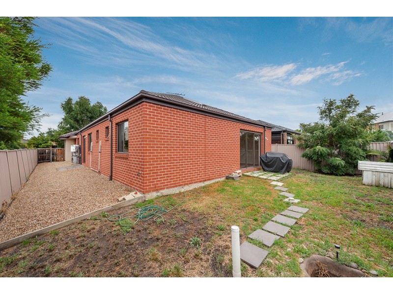 5 William Hovell Pass, Craigieburn VIC 3064