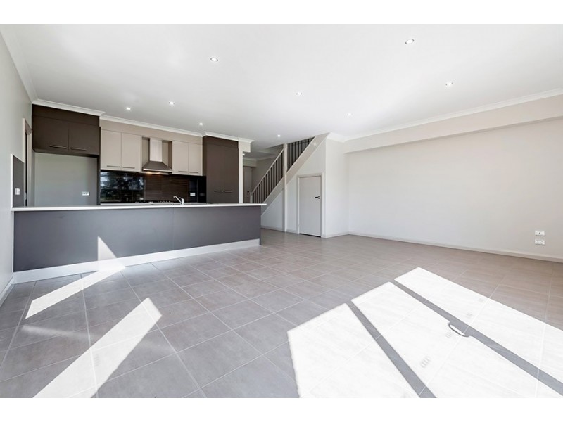 3/11 Lubeck Court, Meadow Heights VIC 3048