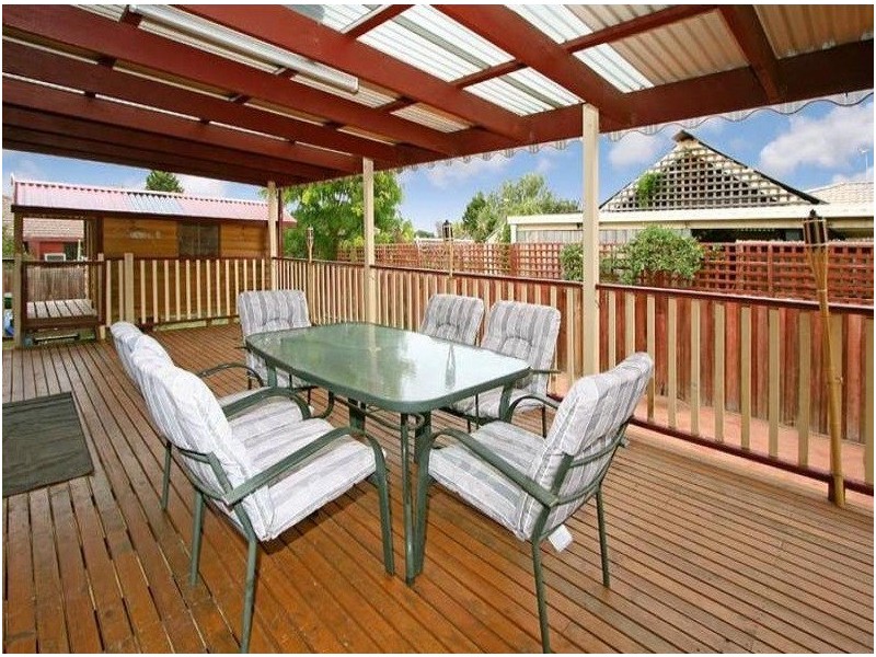 54 Rokeby Crescent, Craigieburn VIC 3064