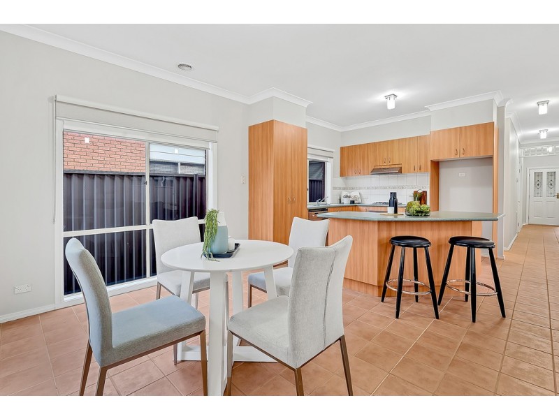 16 Goulburn Way, Craigieburn VIC 3064
