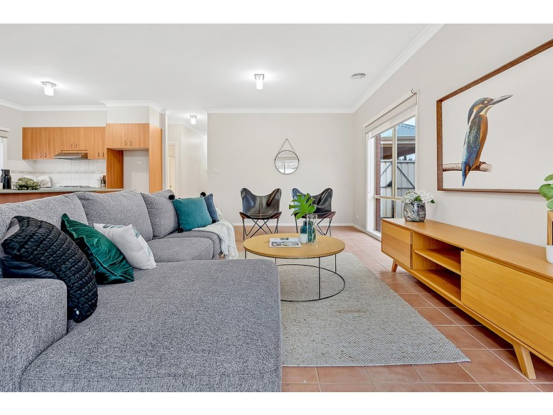 16 Goulburn Way, Craigieburn VIC 3064
