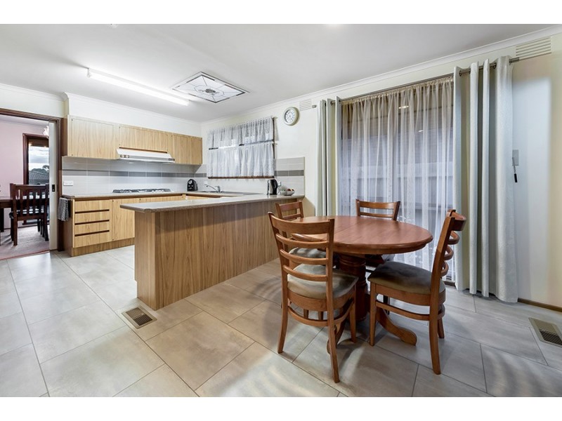 14 Kirkbride Way, Craigieburn VIC 3064