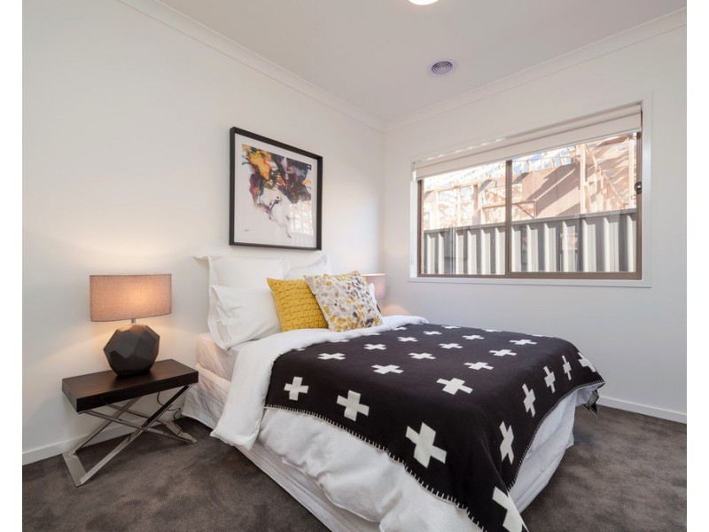 55 Peppertree Parade, Craigieburn VIC 3064