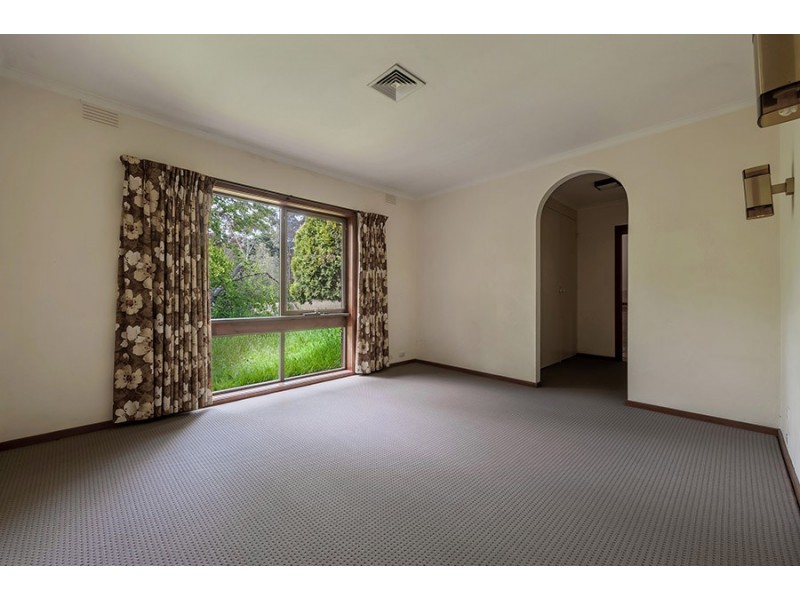 45 Parklands Crescent, Mickleham VIC 3064